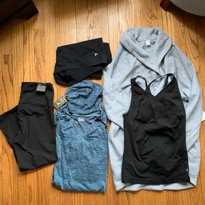 NWT 5 piece Old Navy Active bundle